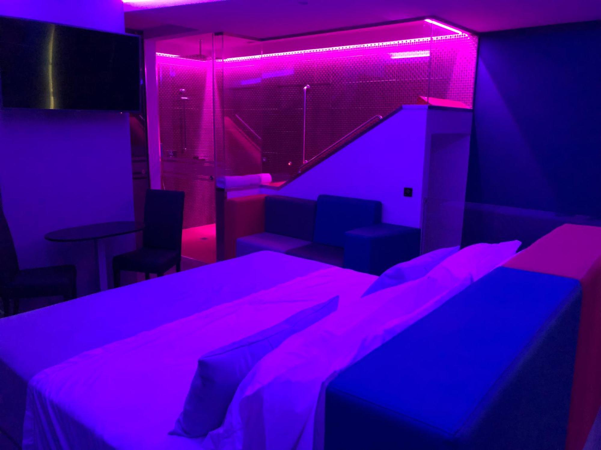 Motel Avenue Валонго Екстериор снимка